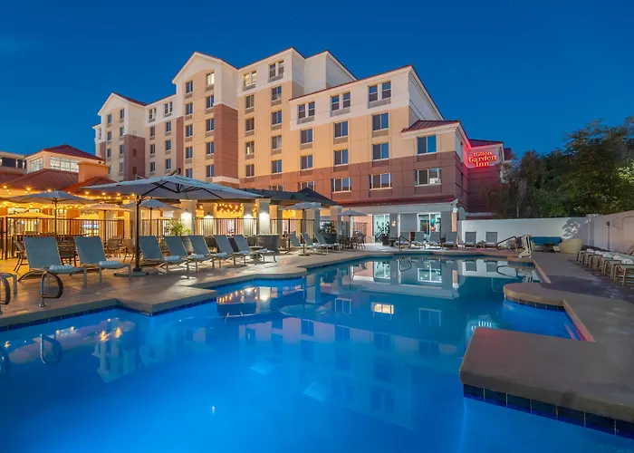 Hilton Garden Old Town Hotel